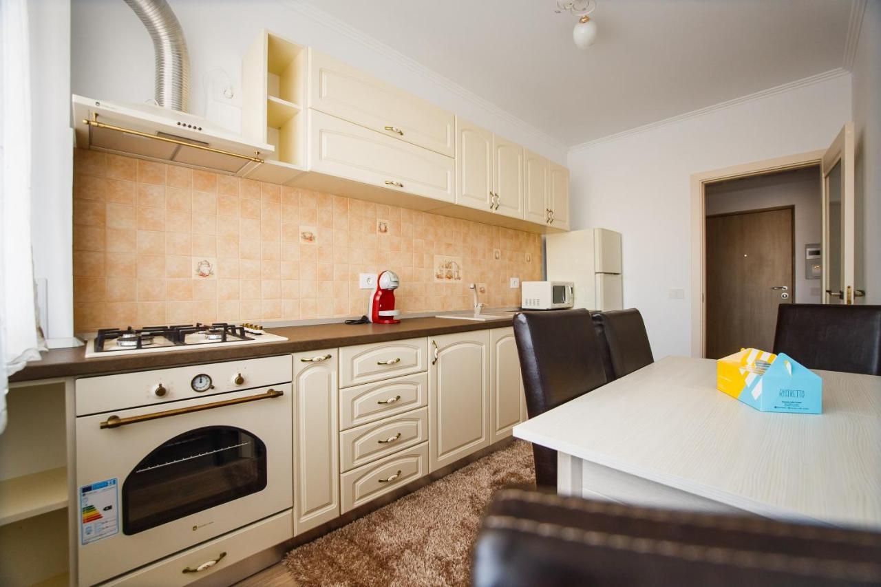 Bright & Elegant Central Apartment Oradea Exterior foto